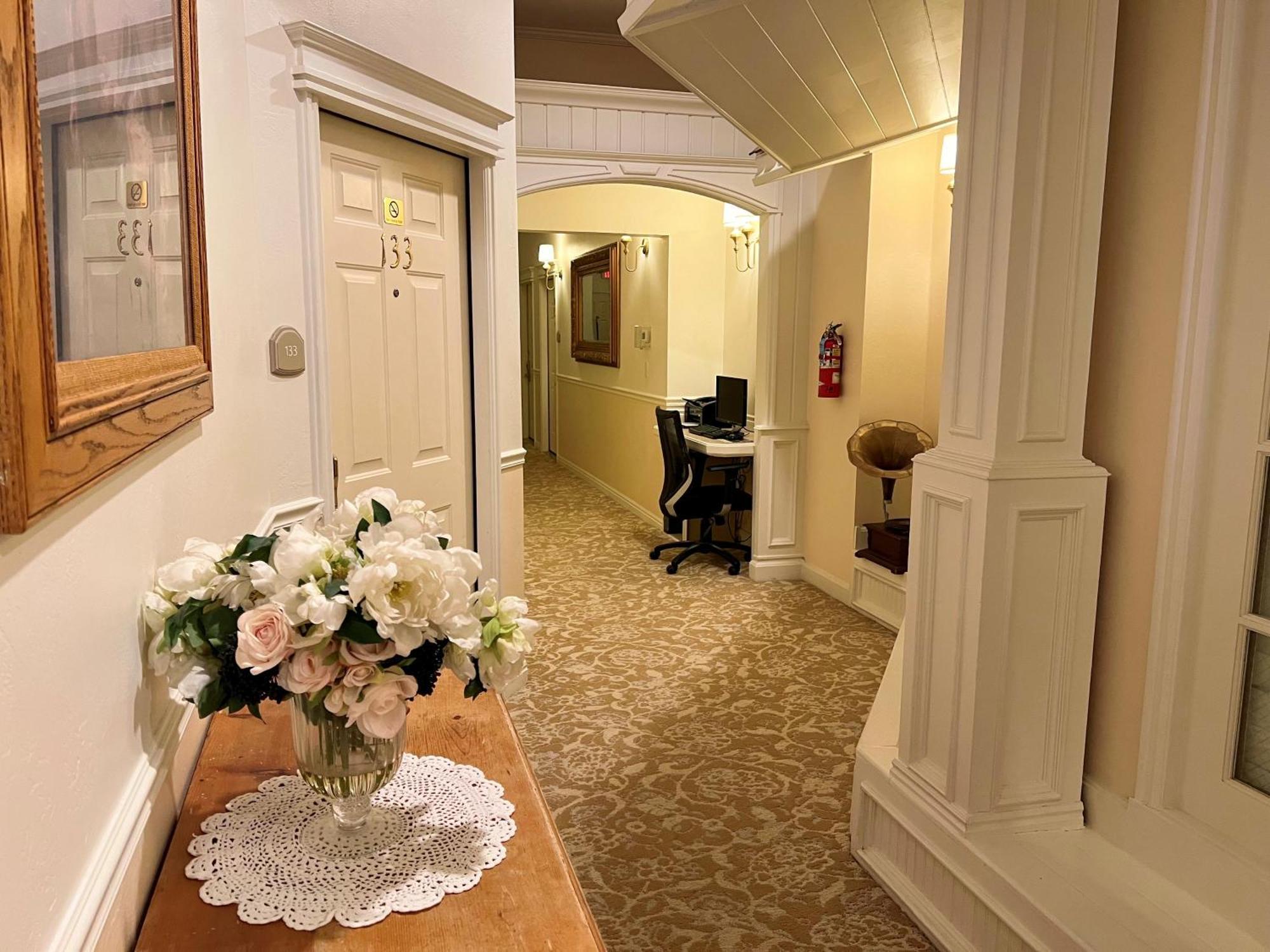 Best Western Grandma'S Feather Bed Mendenhaven Extérieur photo